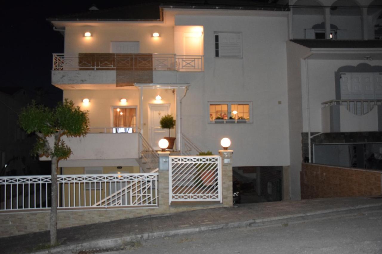 Spacious Apartment At Ioannina, Anatoli Anatoli  Екстер'єр фото